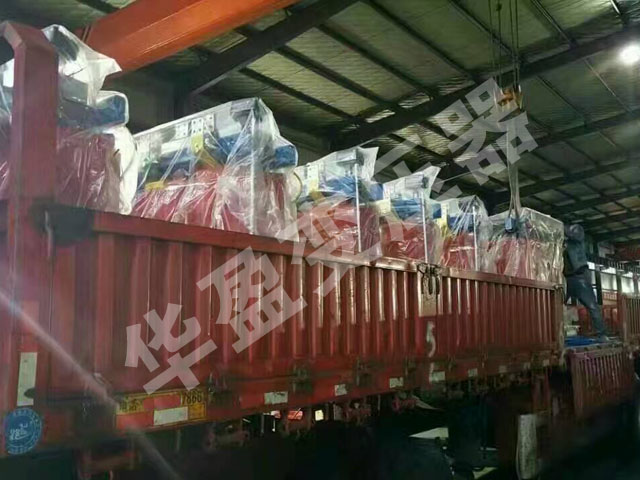 阿坝干式变压器发货现场